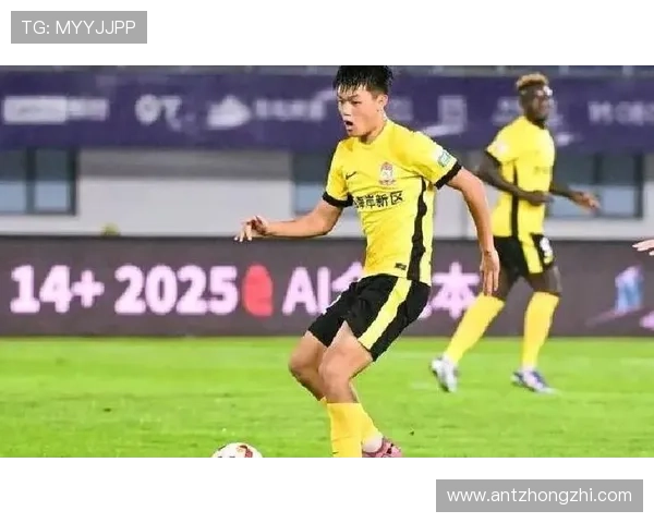 张晓彬呼吁国安球迷与球员相互理解共度换帅挑战时刻